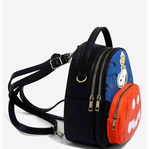 Peanuts Snoopy & Woodstock The Great Pumpkin Convertible Light-Up Mini Backpack main image 6